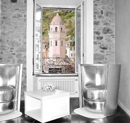 Silver Flat Apartment Vernazza