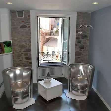 Silver Flat Apartment