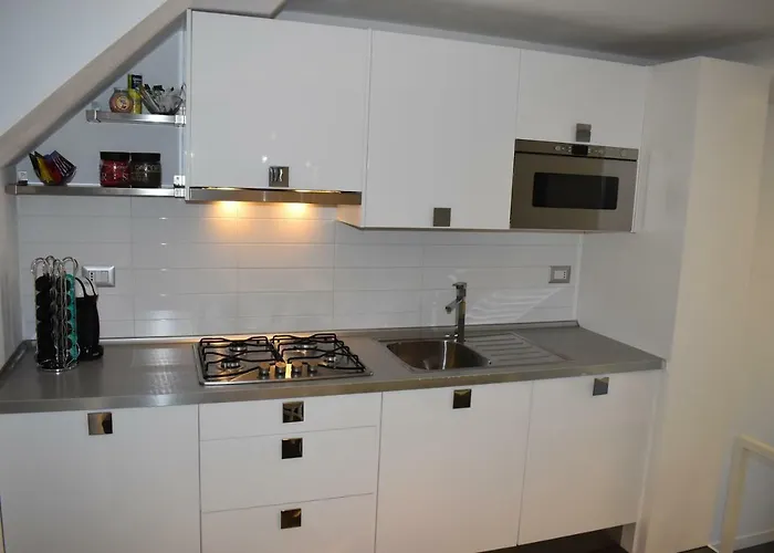 Silver Flat Vernazza